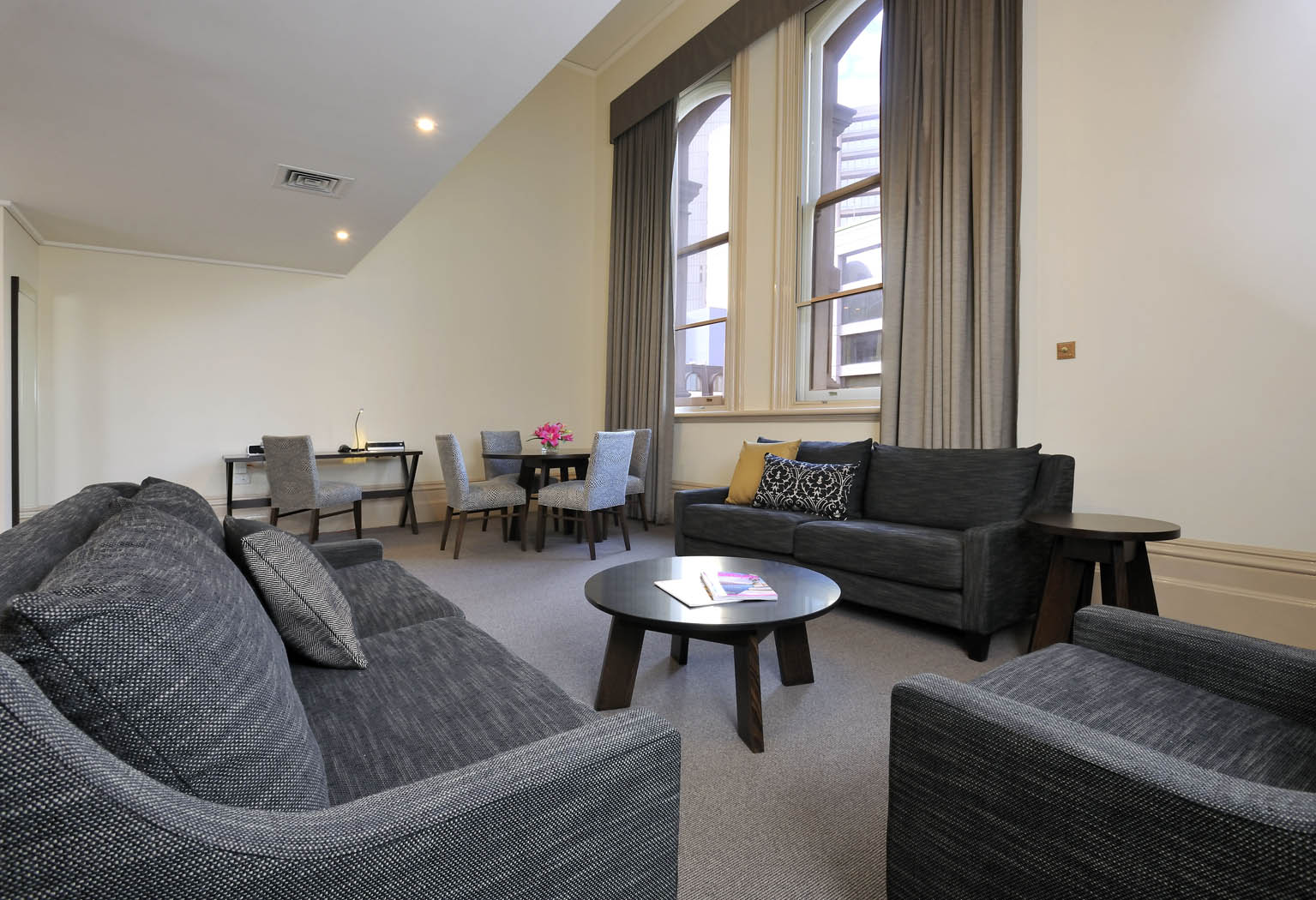 Quest Grand Hotel Melbourne Serviced Apartments Melbourne