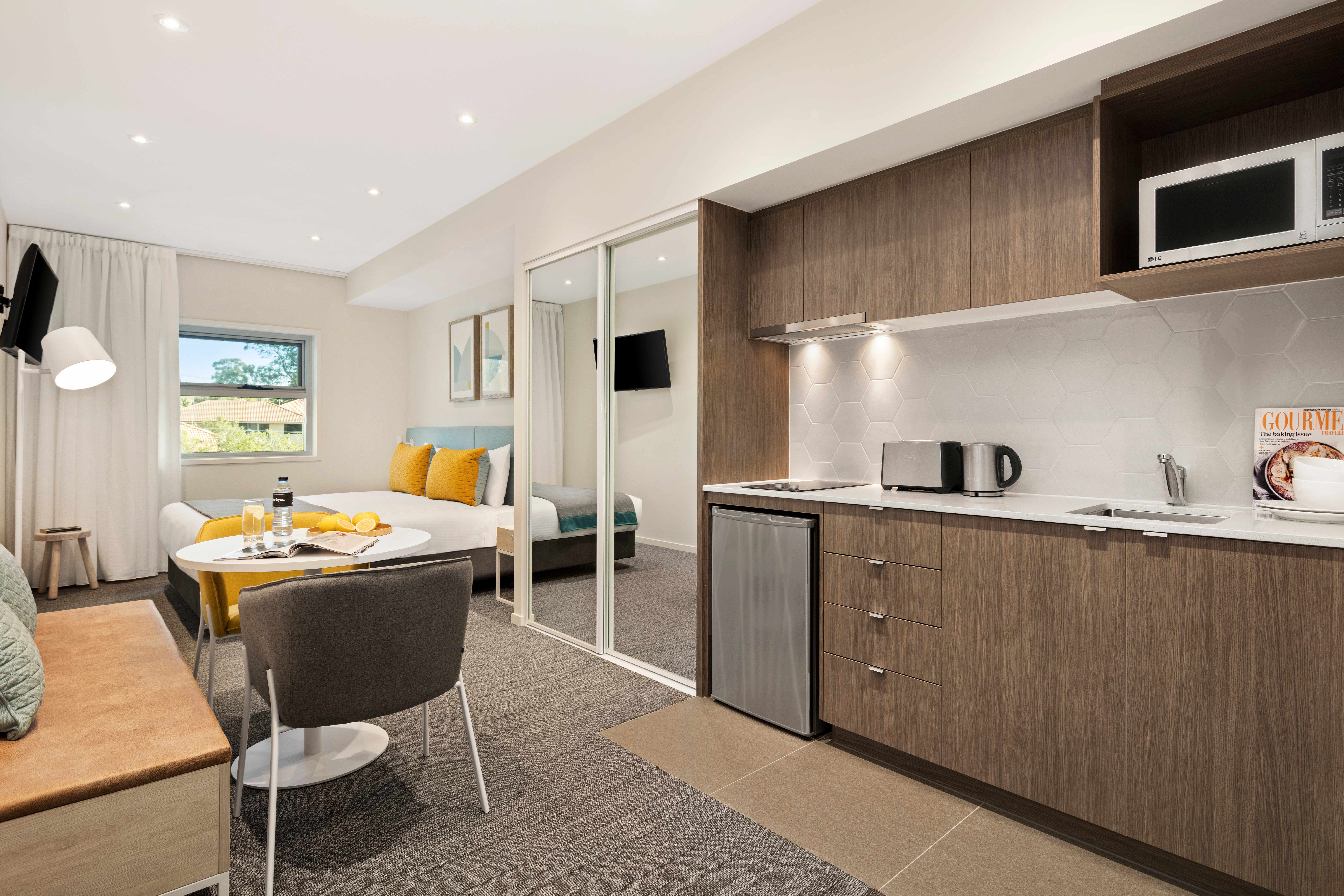 Accommodation In Eight Mile Plains Serviced Apartments Quest Eight Mile Plains Apartment Hotel