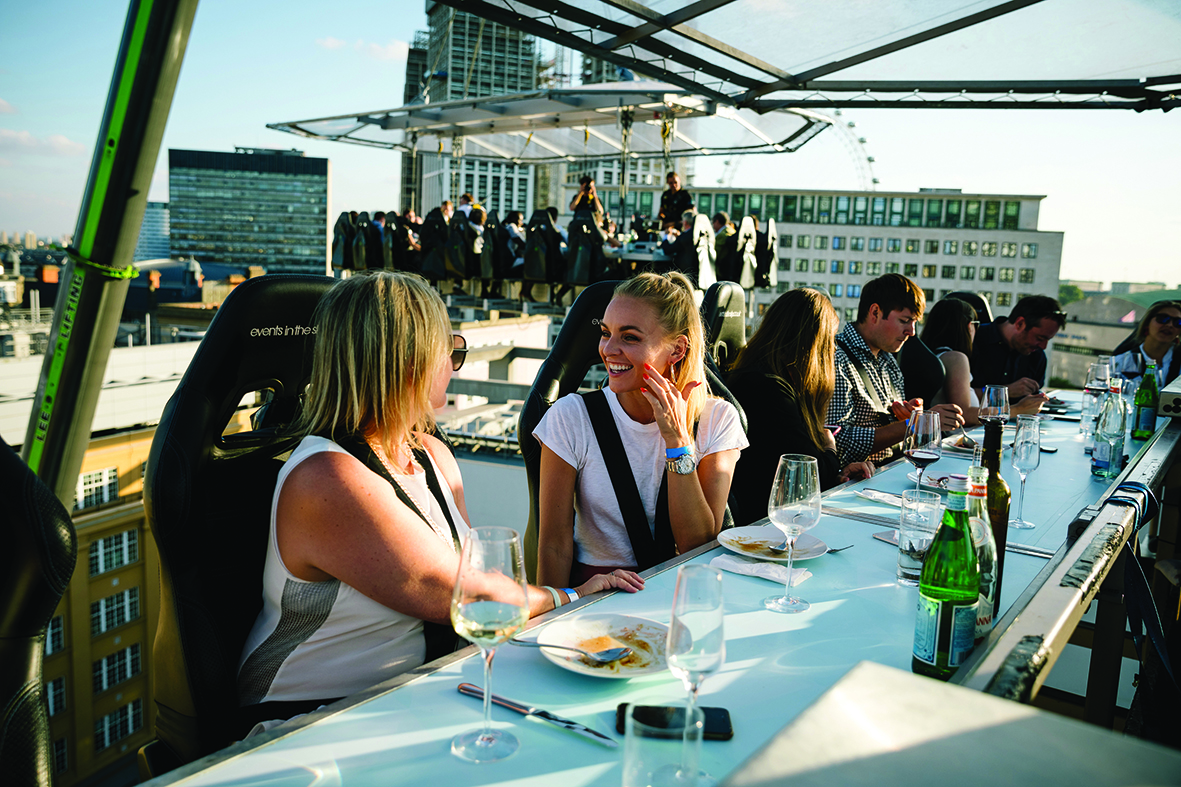 Dinner in the sky Dinner in the sky