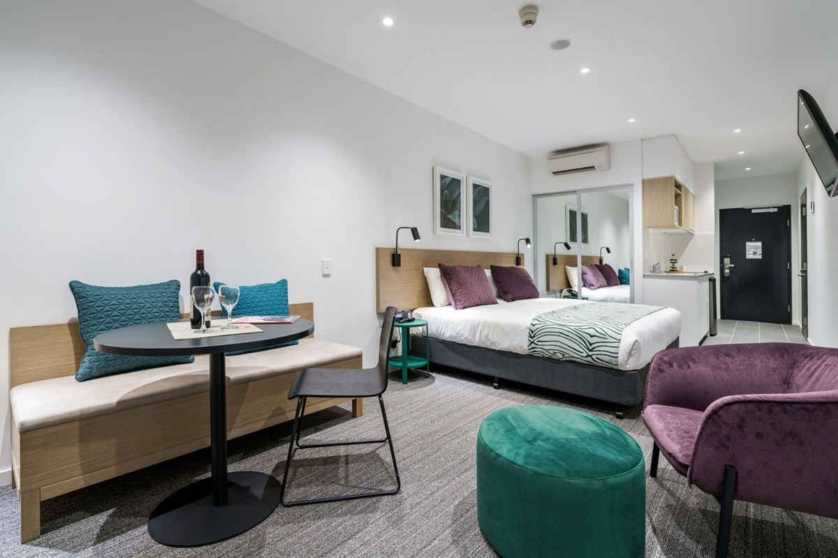 Studio Apartment